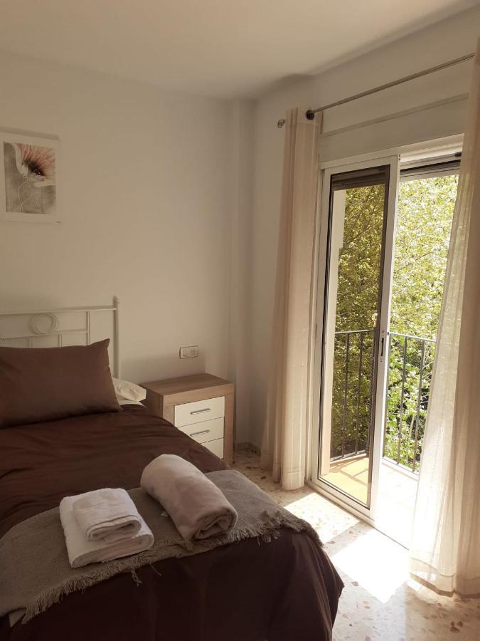 Apartamentos Pinos Genil Eksteriør bilde